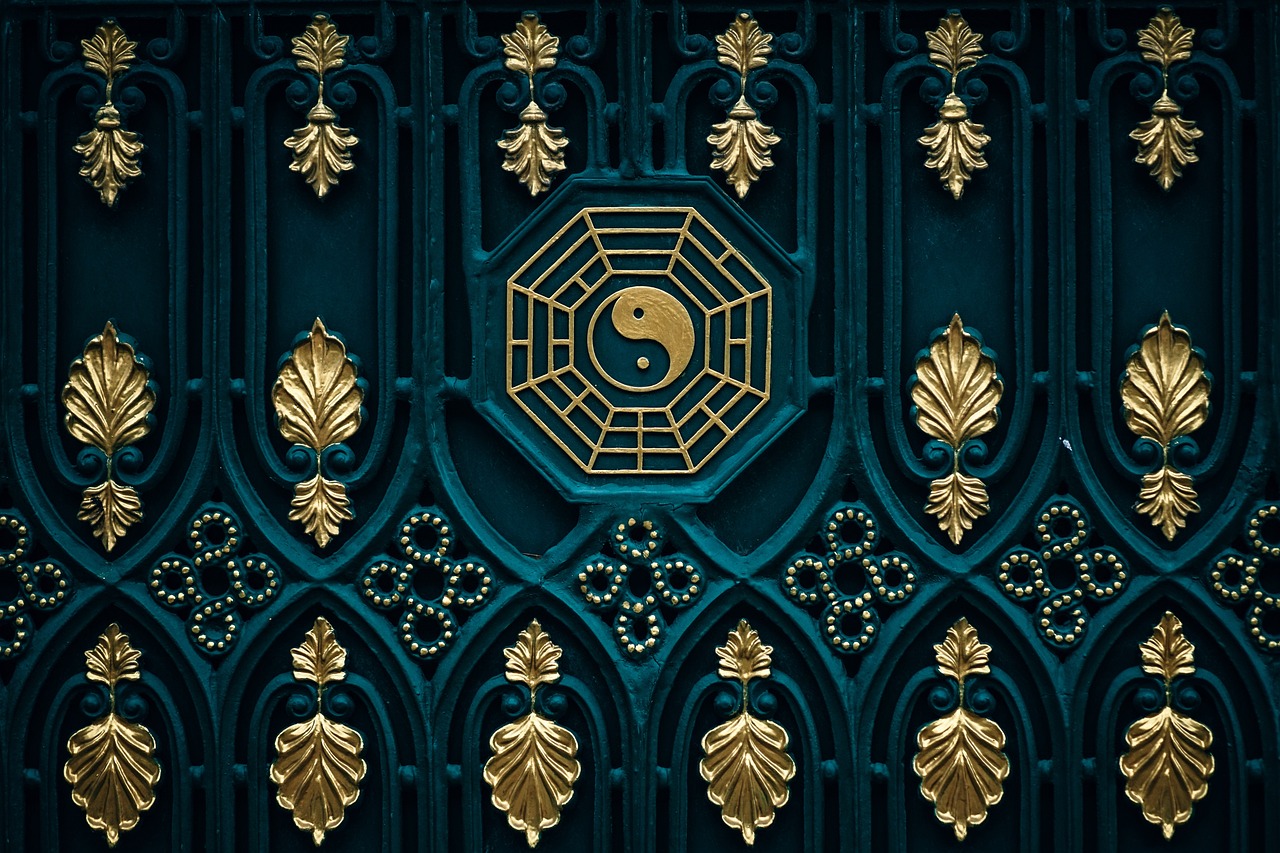 taoist symbols and yin yang